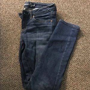 American eagle jeans size 6